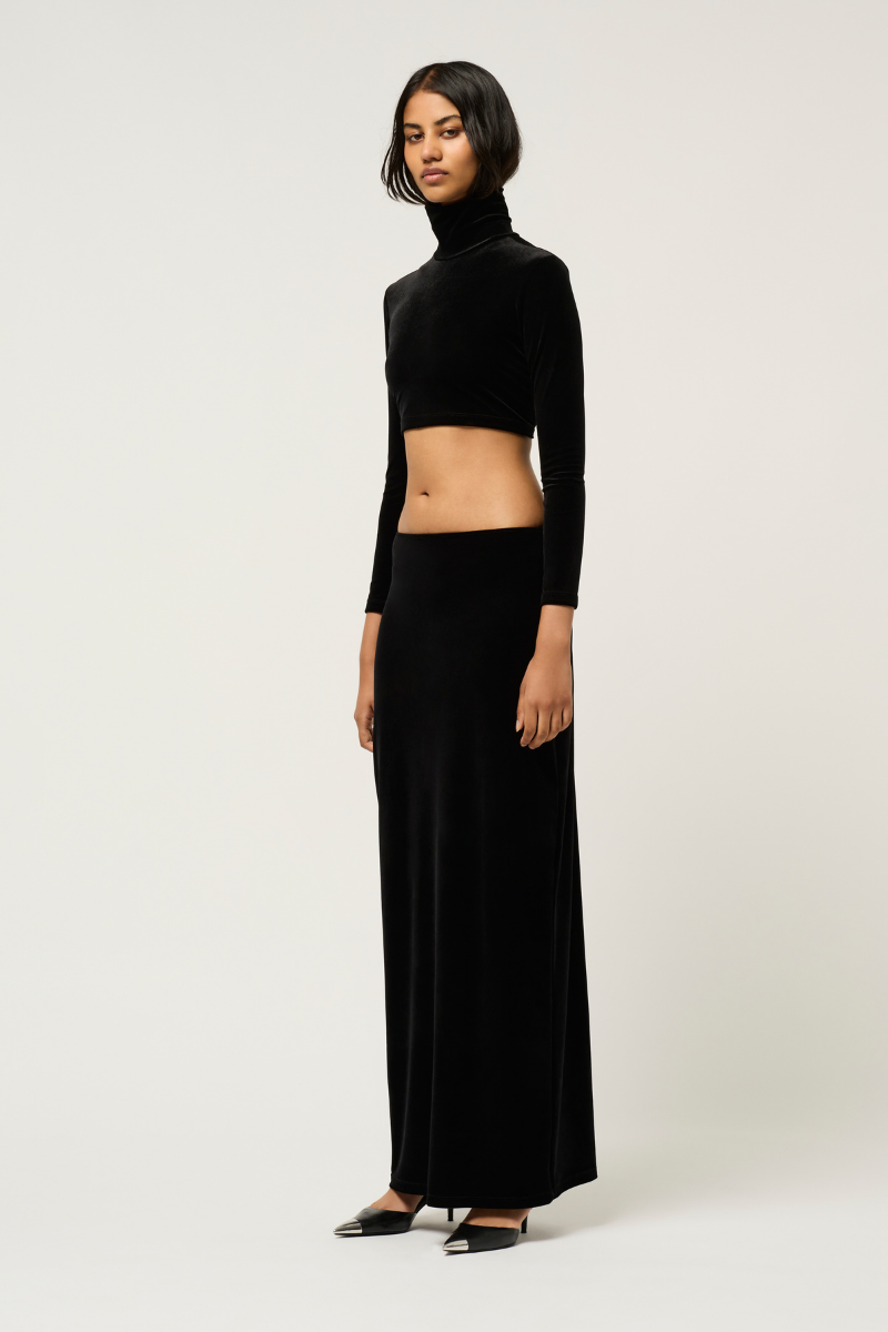 Black velvet skirt maxi deals