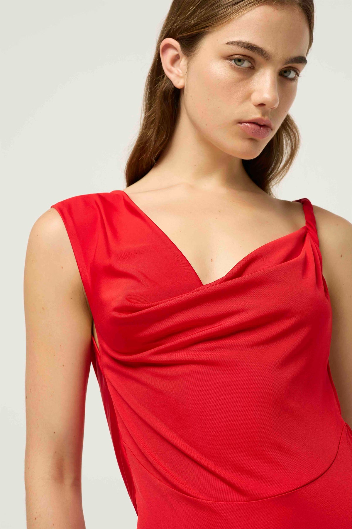 TWISTED WOMANS  DRAPED DRESS - RED