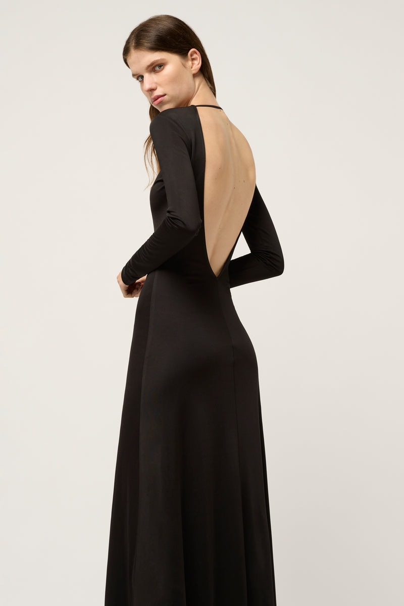 WOMANS REVERSE V NECK MAXI DRESS